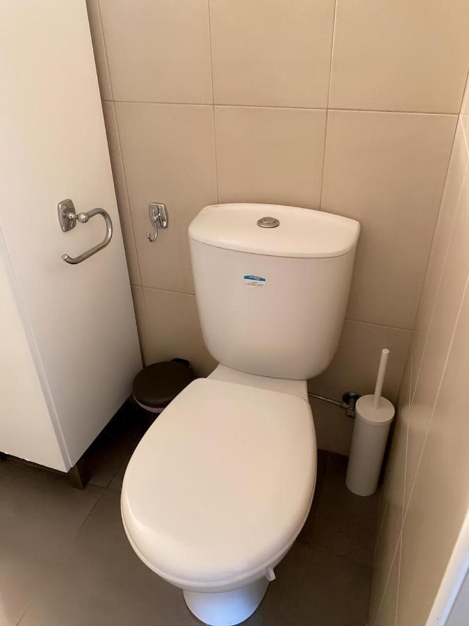 Next To The Beach Mackenzie Studio Apartment Larnaca Bagian luar foto